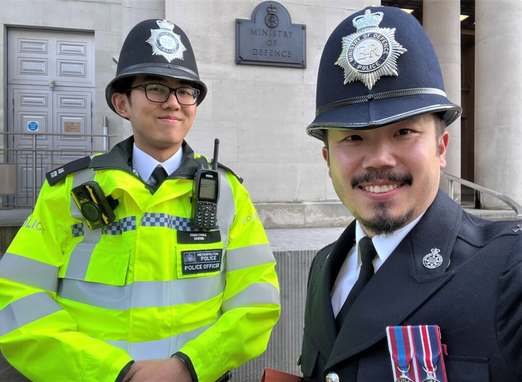 MOD Police officer with a Metropolitan Police officer